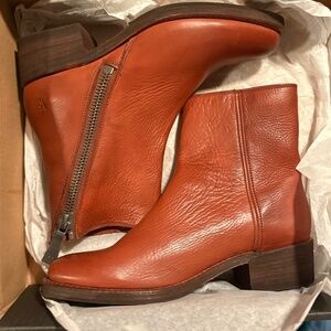 Frye Demi Zip Bootie Red Clay Leather Ankle Boots Size 7.5 New In Box